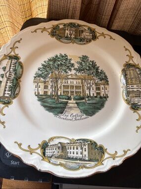 Lee College Decorative Collector Plate set of 2